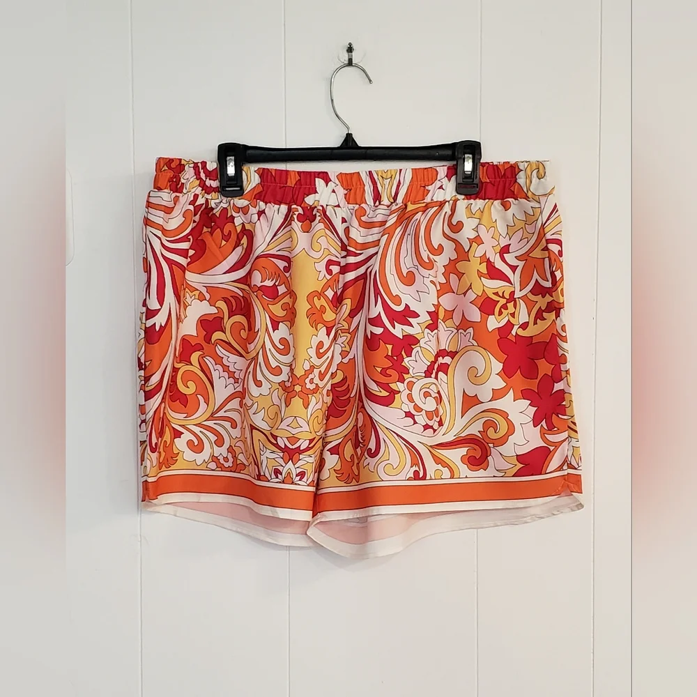 Loragal Matching Shorts Set
